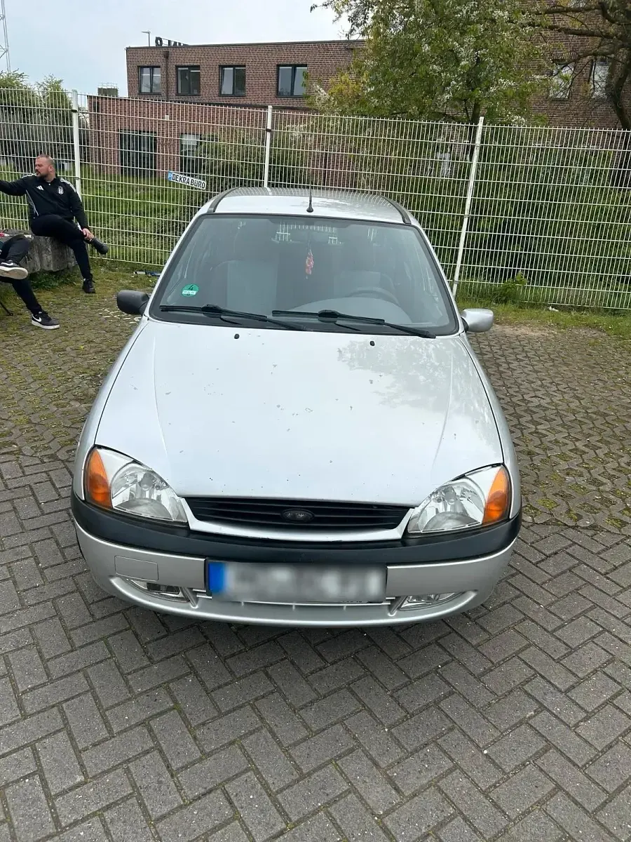 Gebraucht Ford Fiesta 75 PS (55 kW) 2000 Grau Kleinwagen