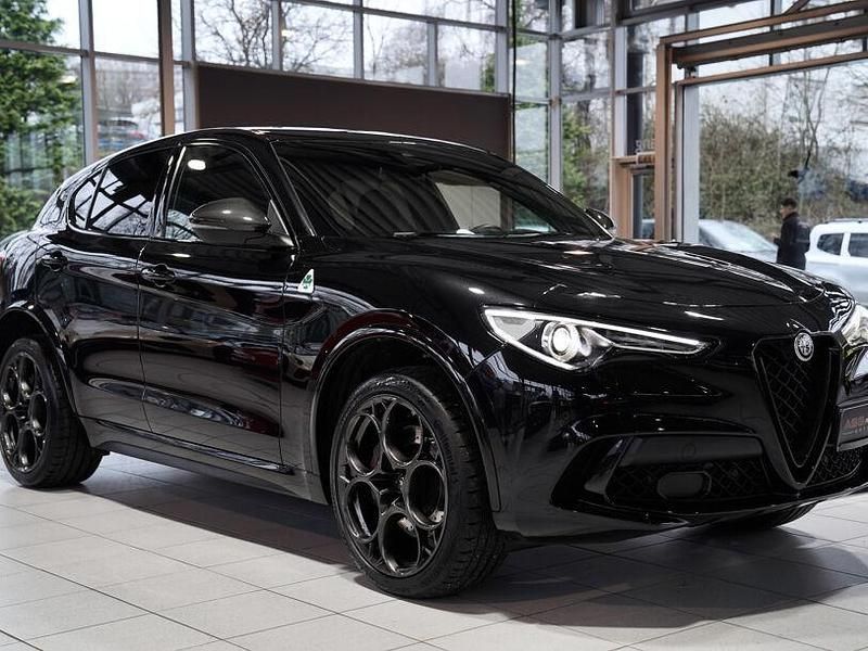 Gebraucht Alfa Romeo Stelvio Quadrifoglio 511 PS (375 kW) 2021 Schwarz SUV
