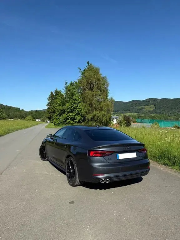 Gebraucht Audi A5 Sportback S-Line 231 PS (169 kW) 2020 Grau Kleinwagen