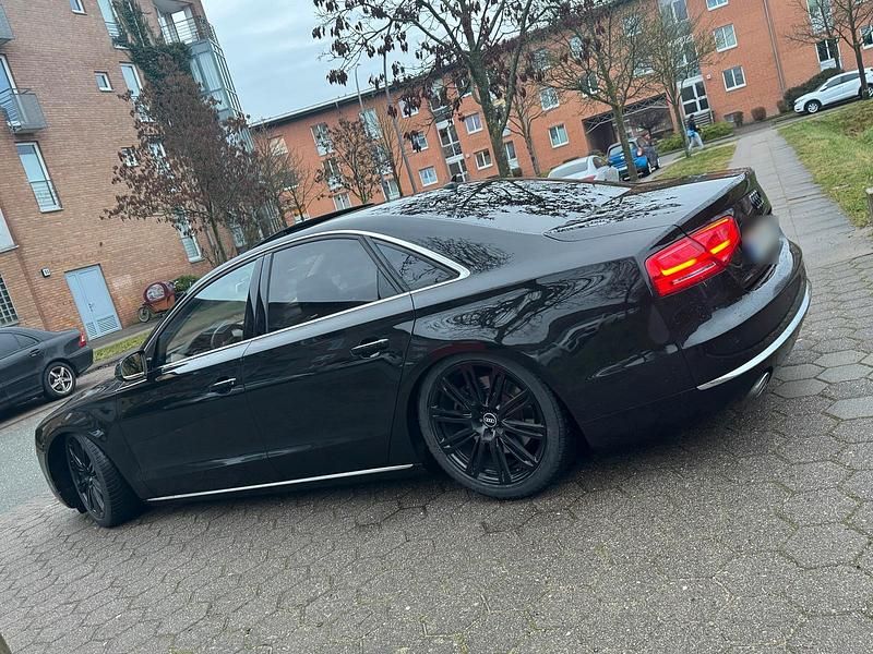 Gebraucht Audi A8 Ambiente 351 PS (258 kW) 2010 Braun Limousine