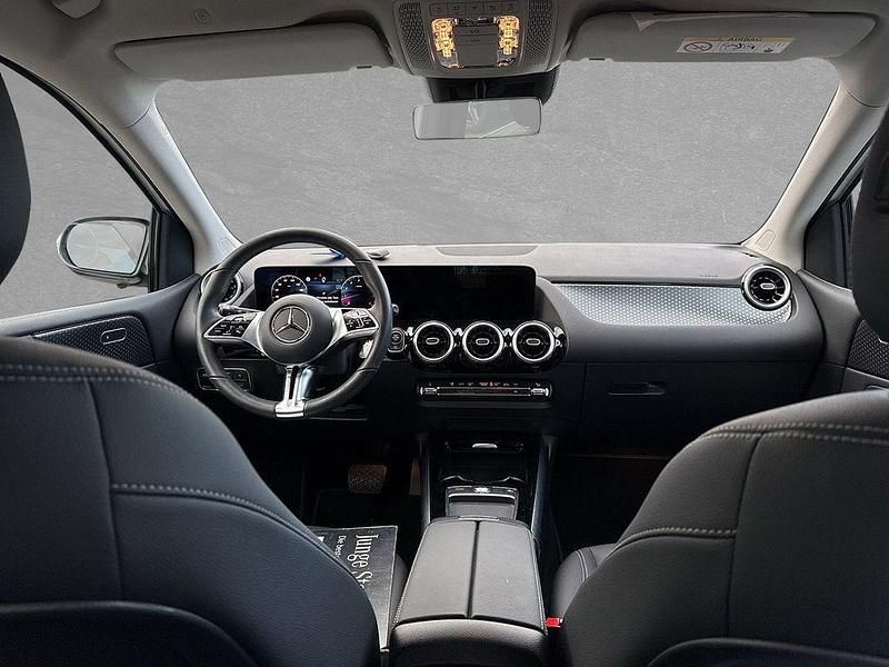Gebraucht Mercedes B200 Advanced 163 PS (119 kW) 2024 Andere Kleinwagen
