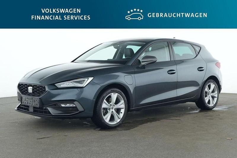 Gebraucht Seat Leon FR 204 PS (150 kW) 2021 Grau Limousine