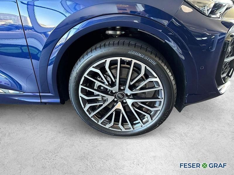 Gebraucht Audi Q5 Ambiente 204 PS (150 kW) 2026 Navarrablau metallic SUV