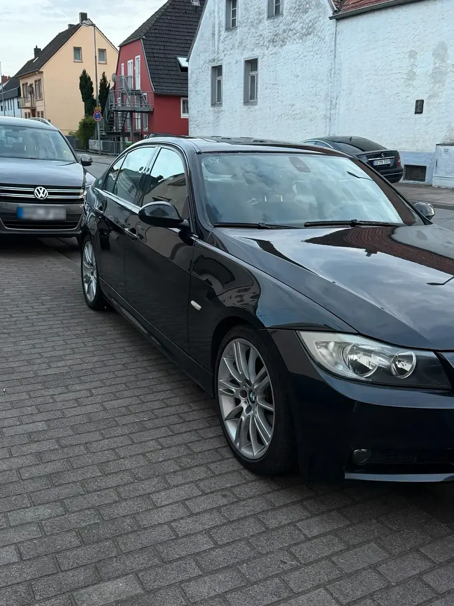 Gebraucht BMW 320 M Sport 163 PS (119 kW) 2007 Schwarz Limousine