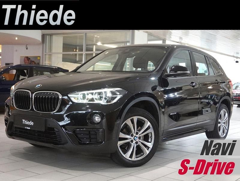 Schwarz Gebraucht 2017 BMW X1 Sport Line SUV | 16.250 € (Superpreis) - Bild 1/3