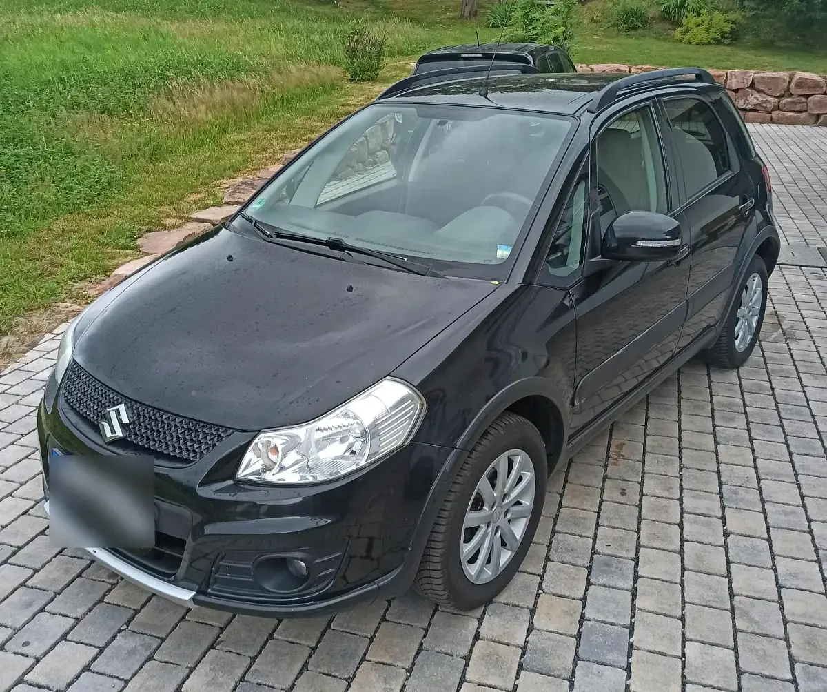Gebraucht Suzuki SX4 120 PS (88 kW) 2011 Schwarz Kleinwagen