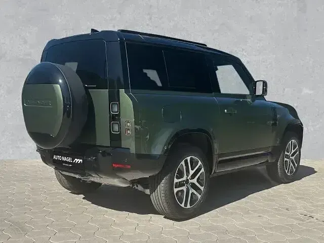 Neu Land Rover Defender SE 349 PS (256 kW) 2026 Grün SUV