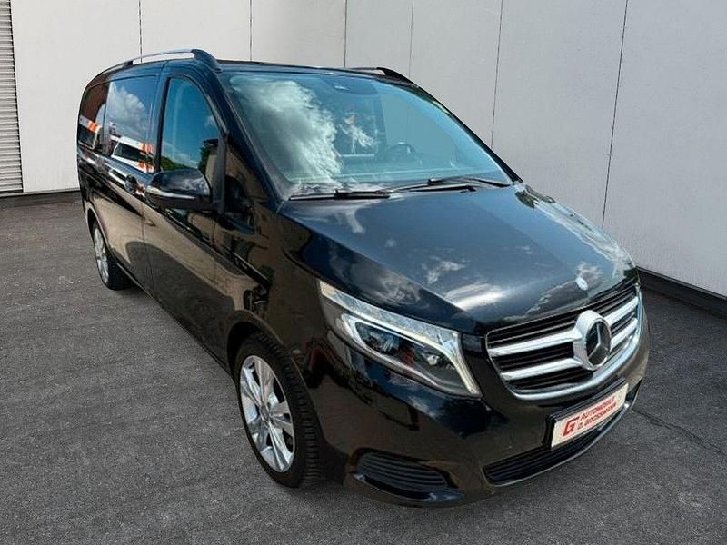 Gebraucht Mercedes V250 Edition 190 PS (139 kW) 2015 Schwarz Van / Kleinbus