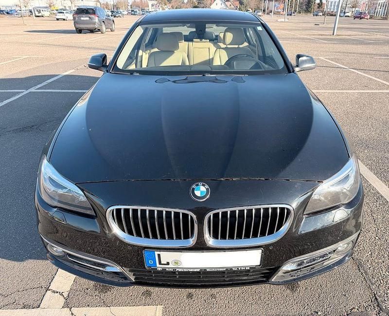 Gebraucht BMW 528 Luxury Line 245 PS (180 kW) 2016 Schwarz Limousine