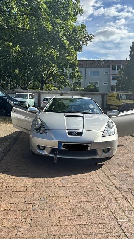 Silber Gebraucht 2002 Toyota Celica Coupé | 3.200 € (Superpreis) - Bild 1/4
