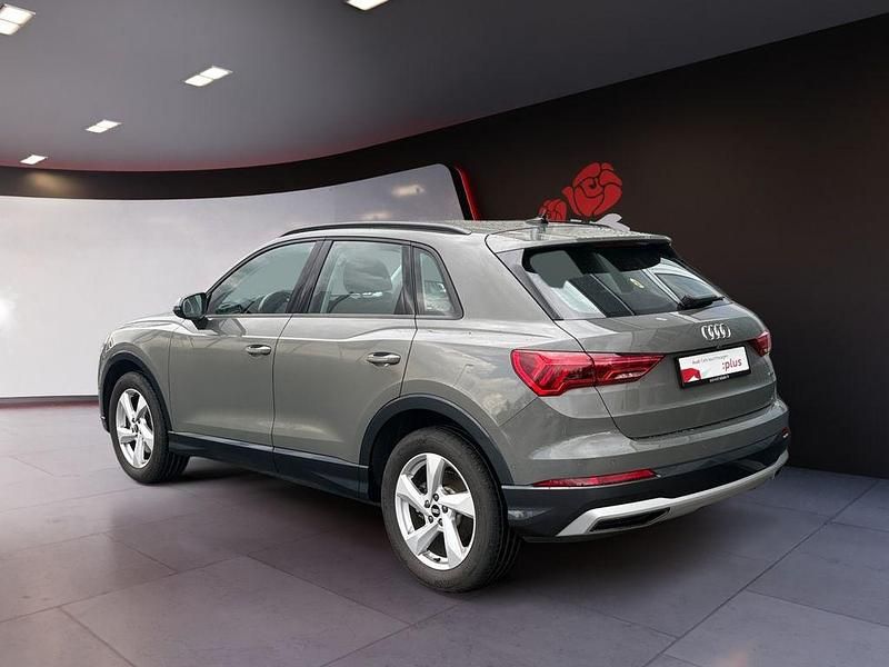 Gebraucht Audi Q3 Ambiente 200 PS (147 kW) 2021 Chronosgrau metallic SUV