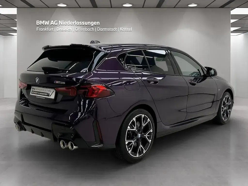 Gebraucht BMW M135 M Sport 317 PS (233 kW) 2025 Violett Kleinwagen