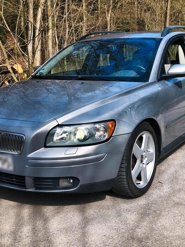 Gebraucht Volvo V50 220 PS (161 kW) 2004 Grau Kombi