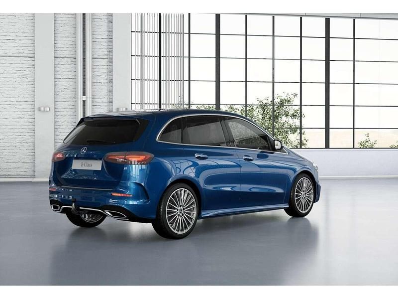 Gebraucht Mercedes B220 AMG 190 PS (139 kW) 2024 Blau Van / Kleinbus