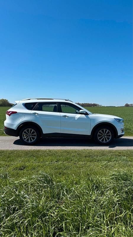 Gebraucht Jetour X70 2022 Weiß SUV