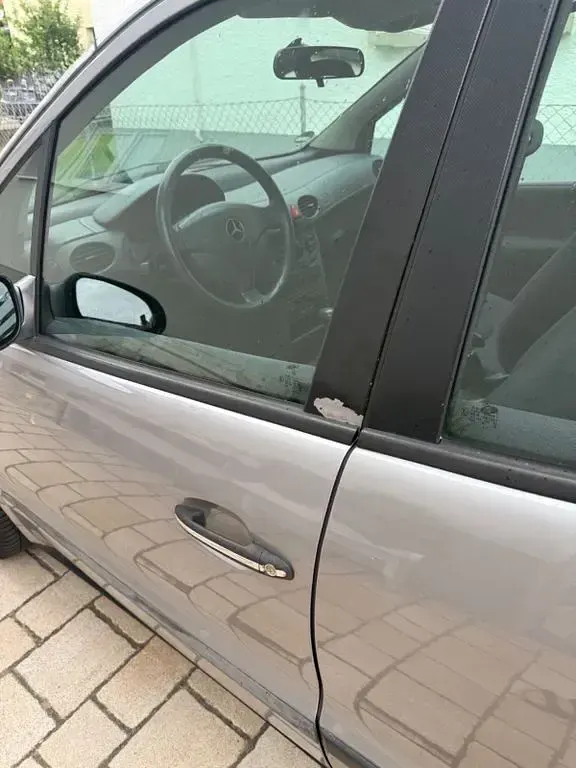 Gebraucht Mercedes A160 Elegance 102 PS (75 kW) 1998 Silber Kleinwagen