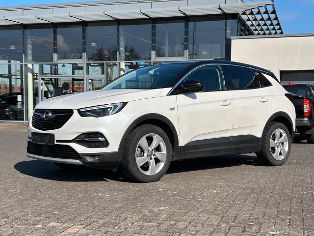 Weiss Gebraucht 2019 Opel Grandland X Innovation SUV | 12.970 € (Teuer) - Bild 1/4