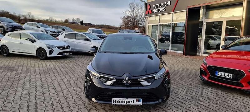 Neu Mitsubishi Colt Plus 91 PS (66 kW) 2025 Onyxschwarz Kleinwagen
