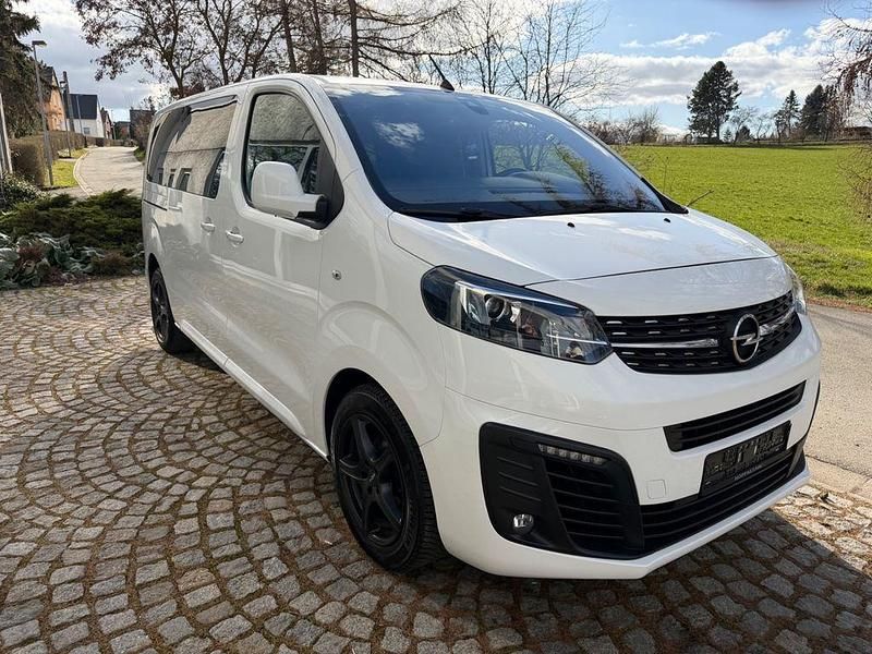 Gebraucht Opel Zafira Life Edition 177 PS (130 kW) 2019 Weiß Van / Kleinbus