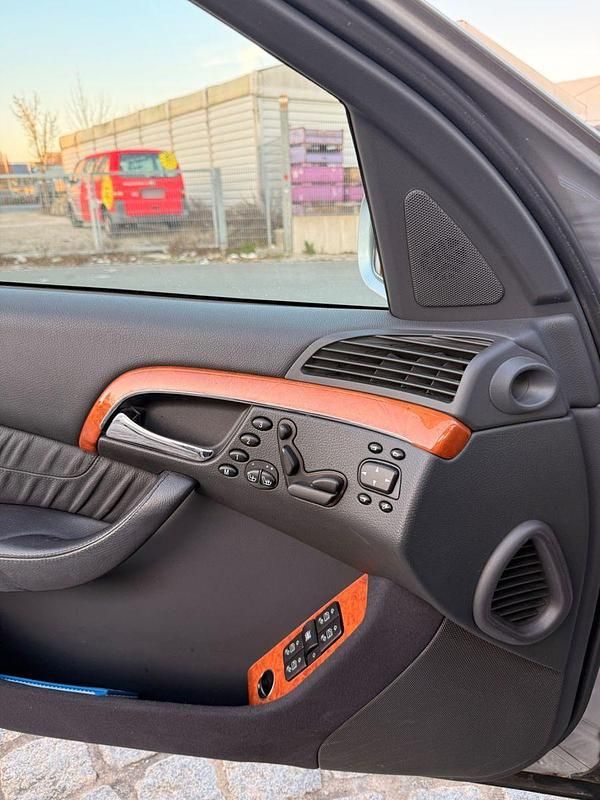 Usata Mercedes S350 245 CV (180 kW) 2002 Argento Berlina