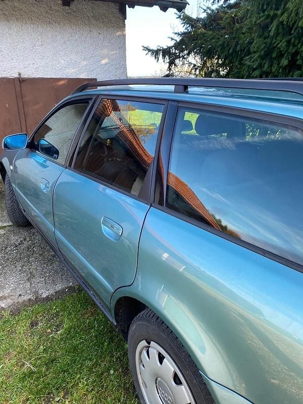 Gebraucht Audi A4 100 PS (73 kW) 2001 Kombi