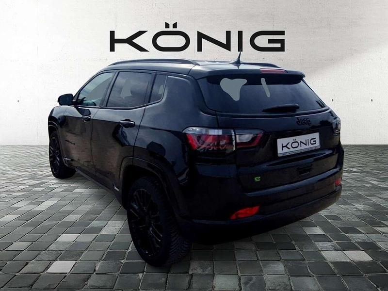 Gebraucht Jeep Compass Altitude 131 PS (96 kW) 2024 Schwarz SUV