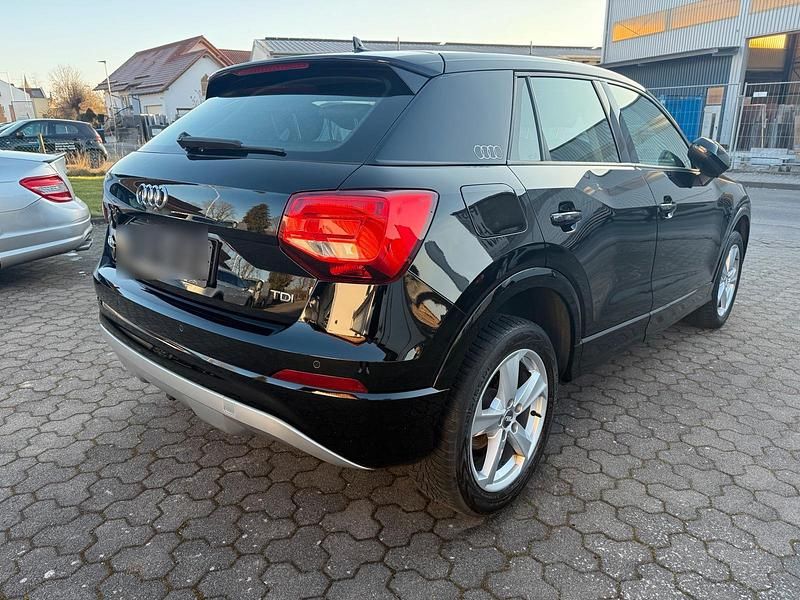 Gebraucht Audi Q2 Sport 115 PS (84 kW) 2018 Schwarz SUV