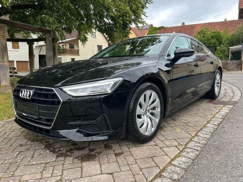 Schwarz Gebraucht 2018 Audi A7 Sportback Basis Kleinwagen | 23.900 € (Superpreis) - Bild 1/4