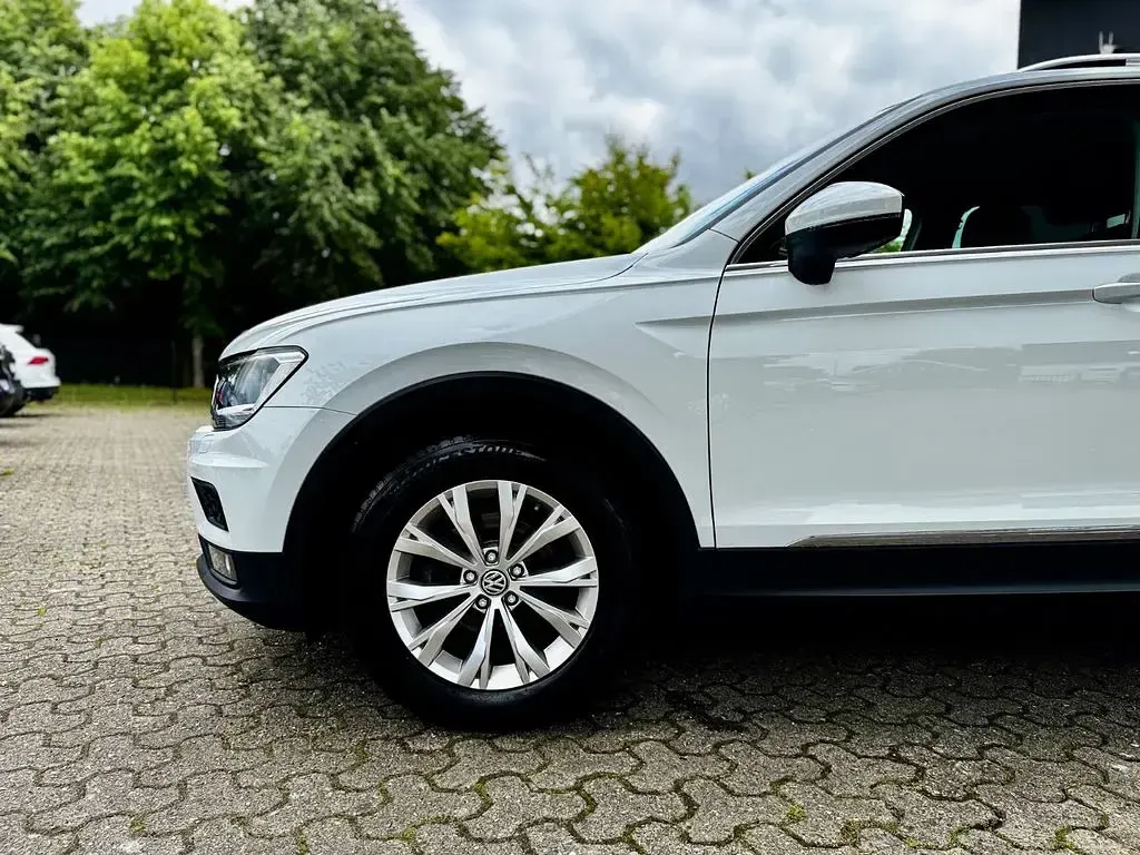 Gebraucht VW Tiguan Sound 150 PS (110 kW) 2017 Weiß SUV