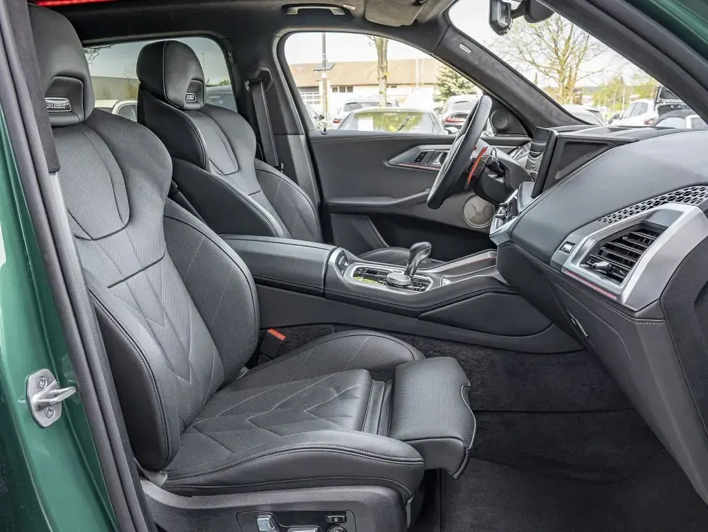 Gebraucht BMW XM Performance 653 PS (480 kW) 2025 Grün SUV