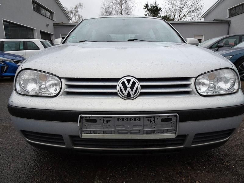 Gebraucht VW Golf III 75 PS (55 kW) 1998 Silber Kleinwagen