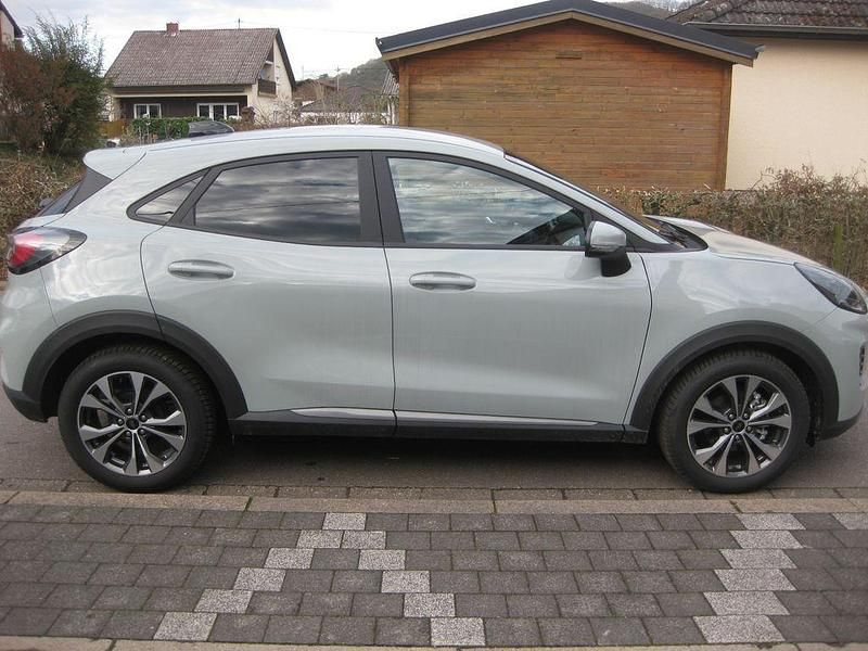 Neu Ford Puma Titanium 125 PS (91 kW) 2026 Grau SUV