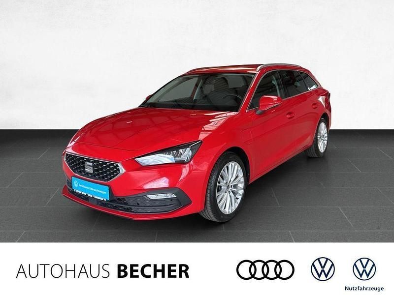 Rot Gebraucht 2021 Seat Leon ST XCELLENCE Kombi | 18.430 € (Fairer Preis) - Bild 1/4