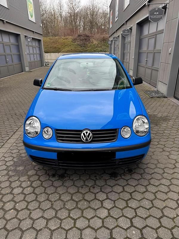 Gebraucht VW Polo 55 PS (40 kW) 2003 Blau Coupé