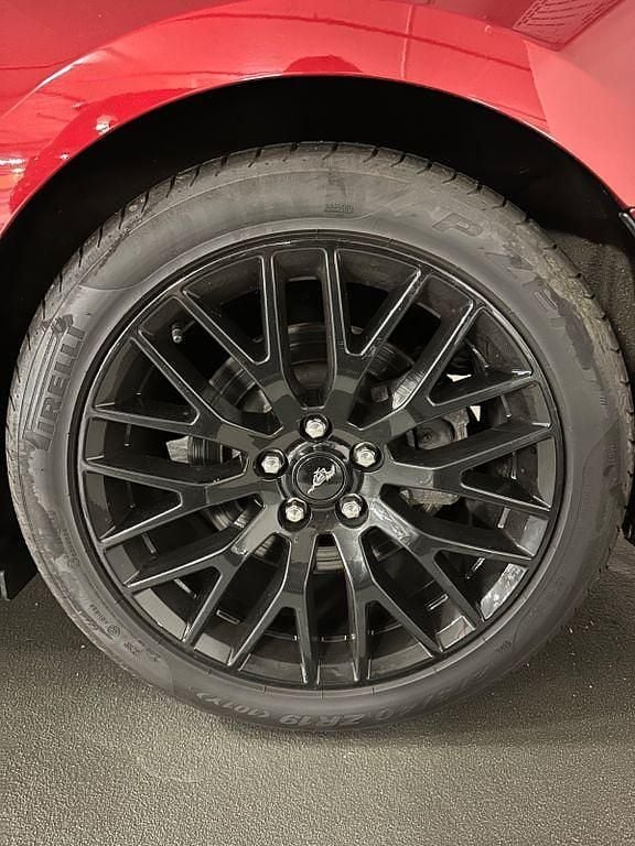 Gebraucht Ford Mustang GT 421 PS (309 kW) 2017 Rot Coupé