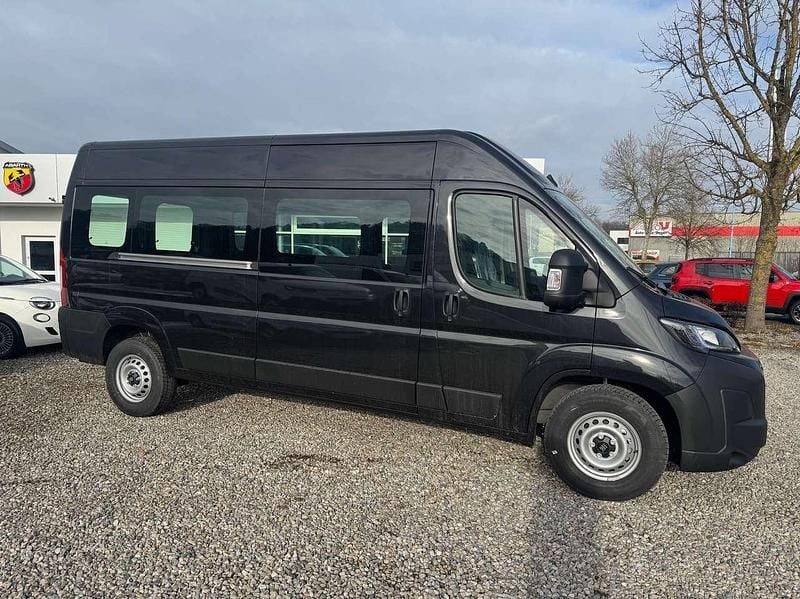 Neu Fiat Ducato 179 PS (131 kW) 2026 Colore esterno (schwarz) Van