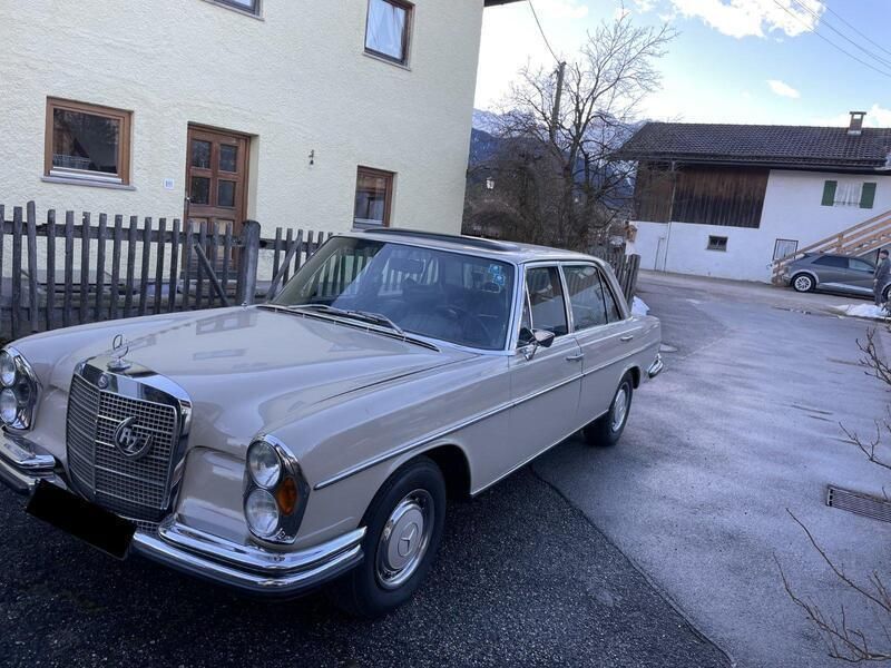 Gebraucht 1971 Mercedes W109 Limousine | 23.900 € - Bild 1/4