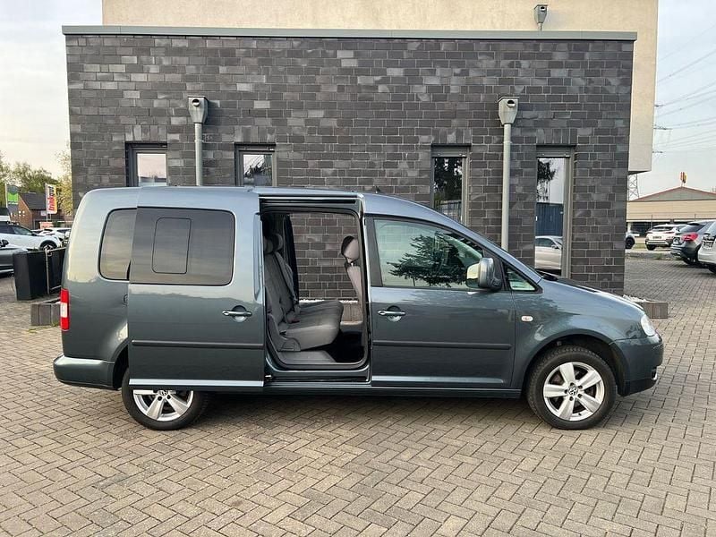 Gebraucht VW Caddy Maxi 102 PS (75 kW) 2009 Grau Van / Kleinbus