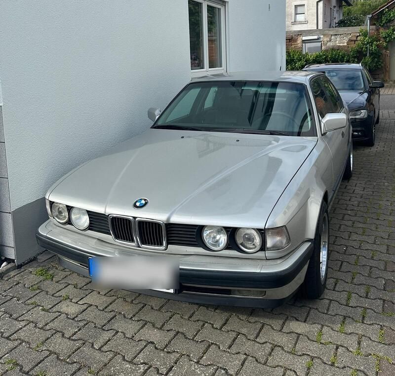 Silber Gebraucht 1992 BMW 730 Limousine | 8.500 € - Bild 1/4