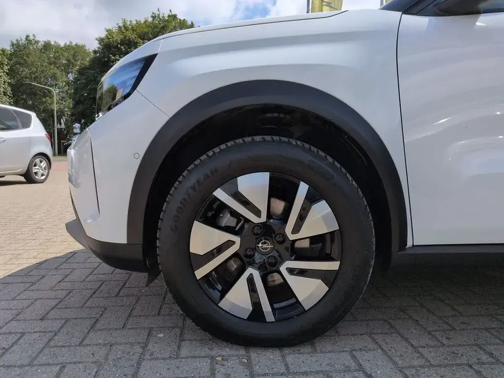 Gebraucht Opel Frontera 83 kW (113 PS) 2025 Weiß SUV