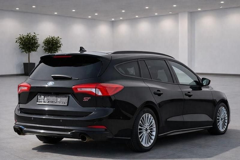 Gebraucht Ford Focus Performance Edition 280 PS (205 kW) 2020 Schwarz Kombi