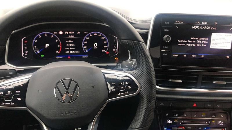 Gebraucht VW T-Roc R-line 150 PS (110 kW) 2022 Schwarz SUV