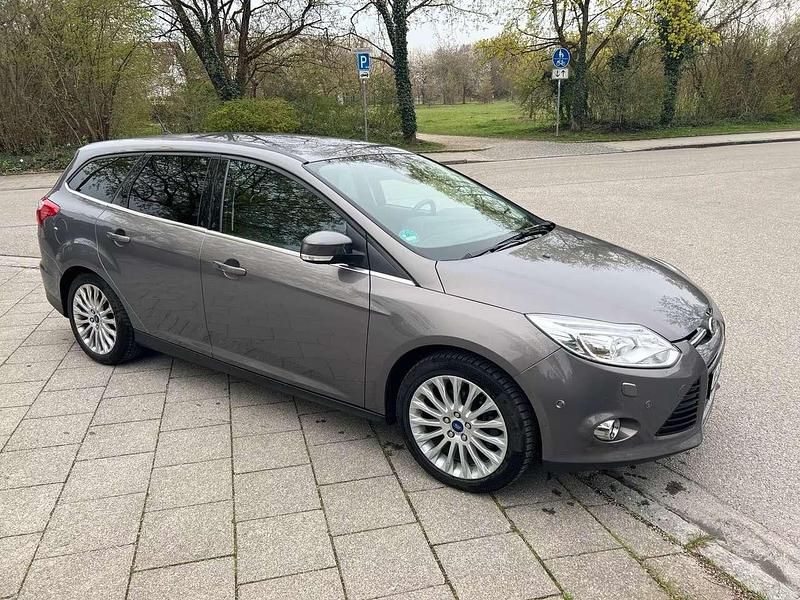 Używany Ford Focus Titanium 182 KM (133 kW) 2011 Kombi
