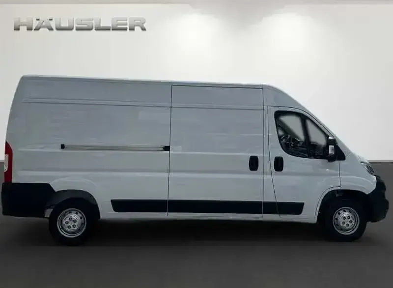 Gebraucht Opel Movano 140 PS (102 kW) 2023 Weiss Van