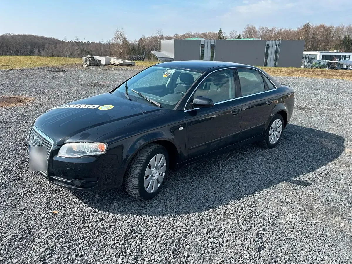 Gebraucht Audi A4 Design 131 PS (96 kW) 2005 Blau Limousine