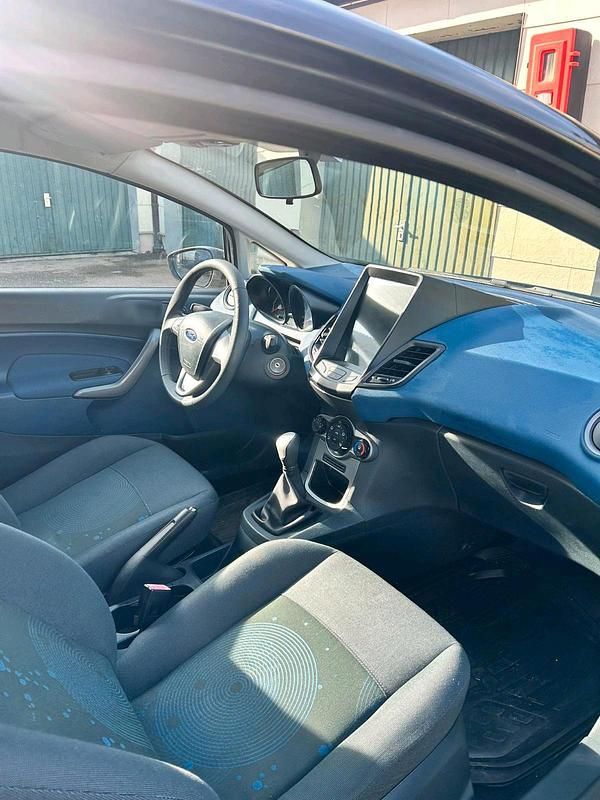 Gebraucht Ford Fiesta 82 PS (60 kW) 2009 Schwarz Kleinwagen