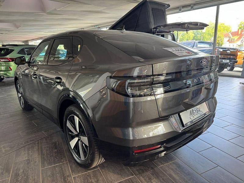 Neu Ford Capri 210 kW (286 PS) 2025 Grau SUV