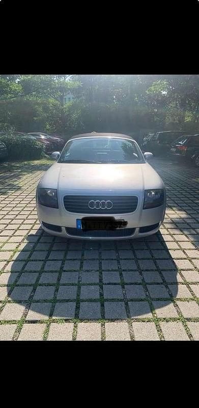 Gebraucht 2001 Audi TT Roadster Cabrio | 4.499 € (Guter Preis) - Bild 1/4