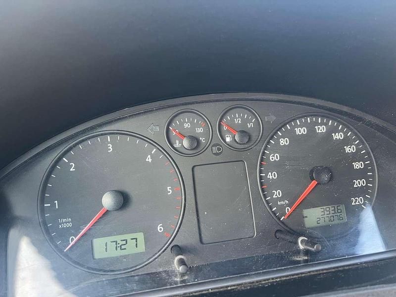 Gebraucht VW Transporter California 86 PS (63 kW) 2005 Weiß Van