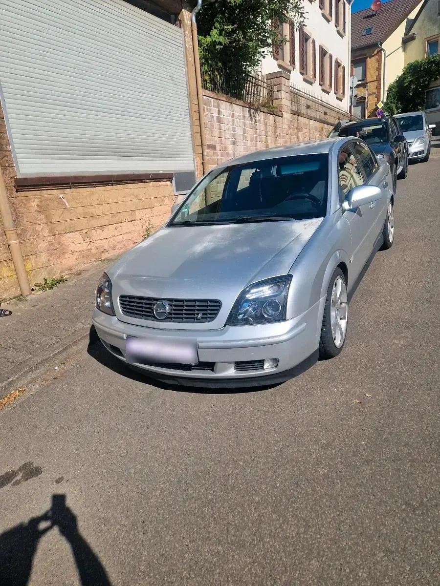 Gebraucht Opel Vectra 147 PS (108 kW) 2002 Silber Limousine